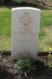 Ismailia War Memorial Cemetery - Amys, Norman